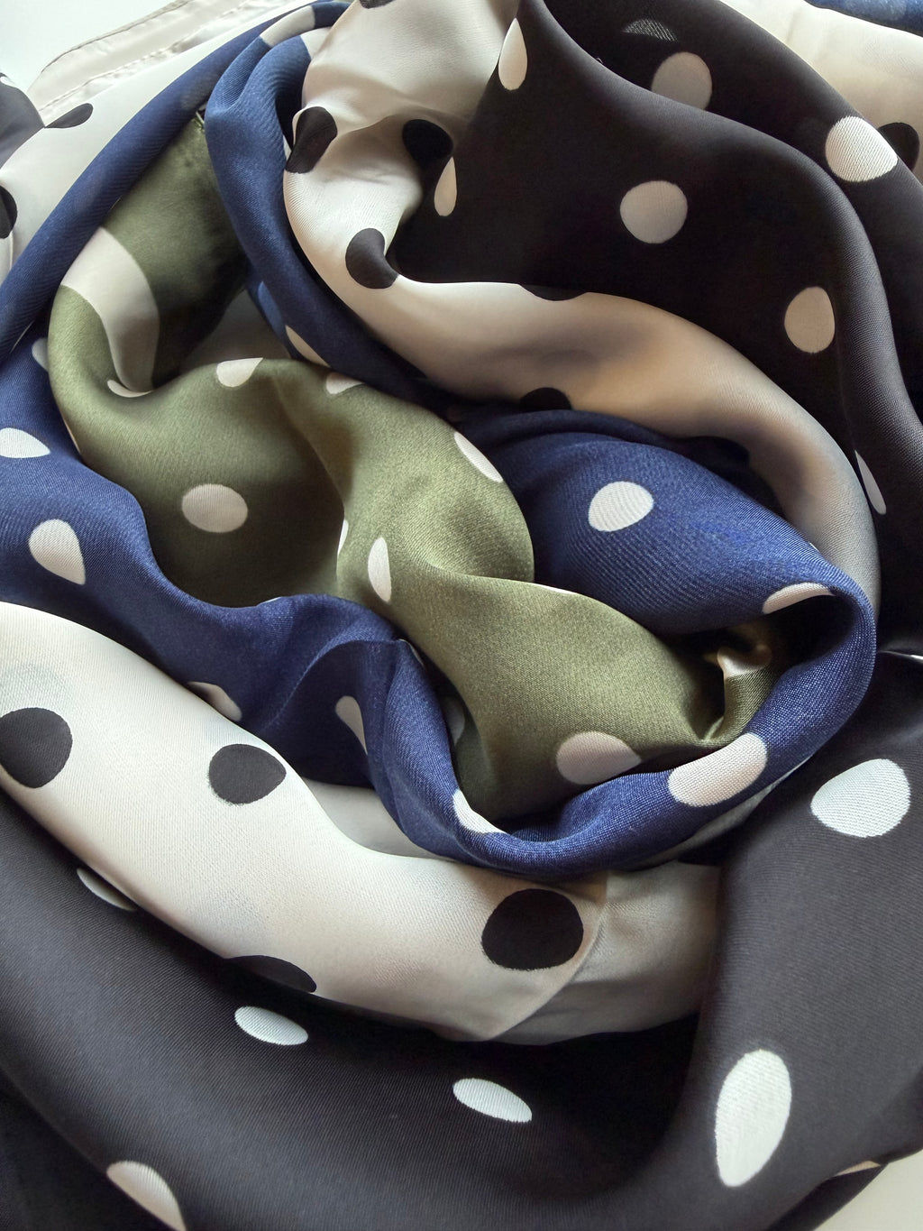 Foulard pois XL