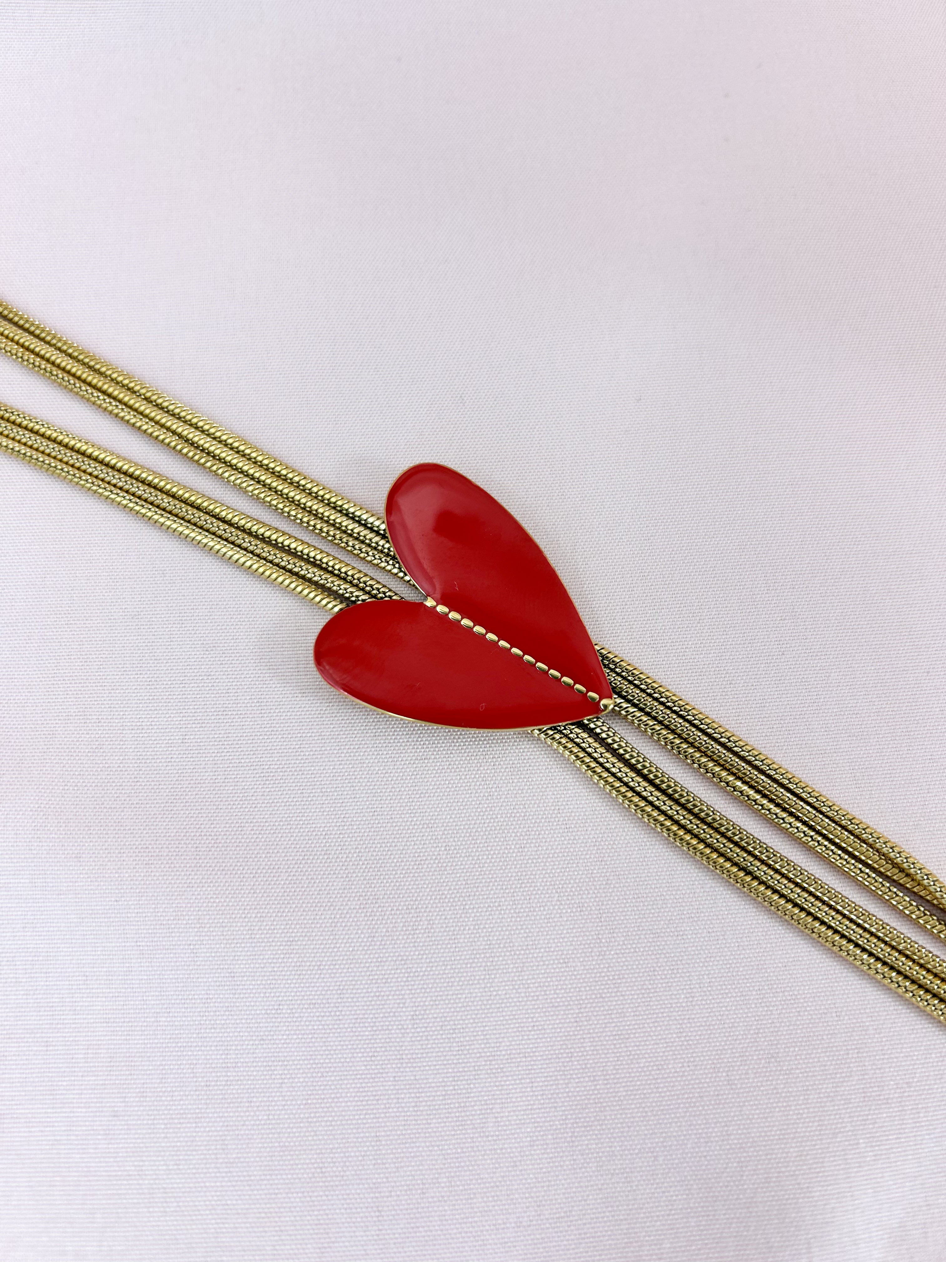 Collier sautoir coeur rouge