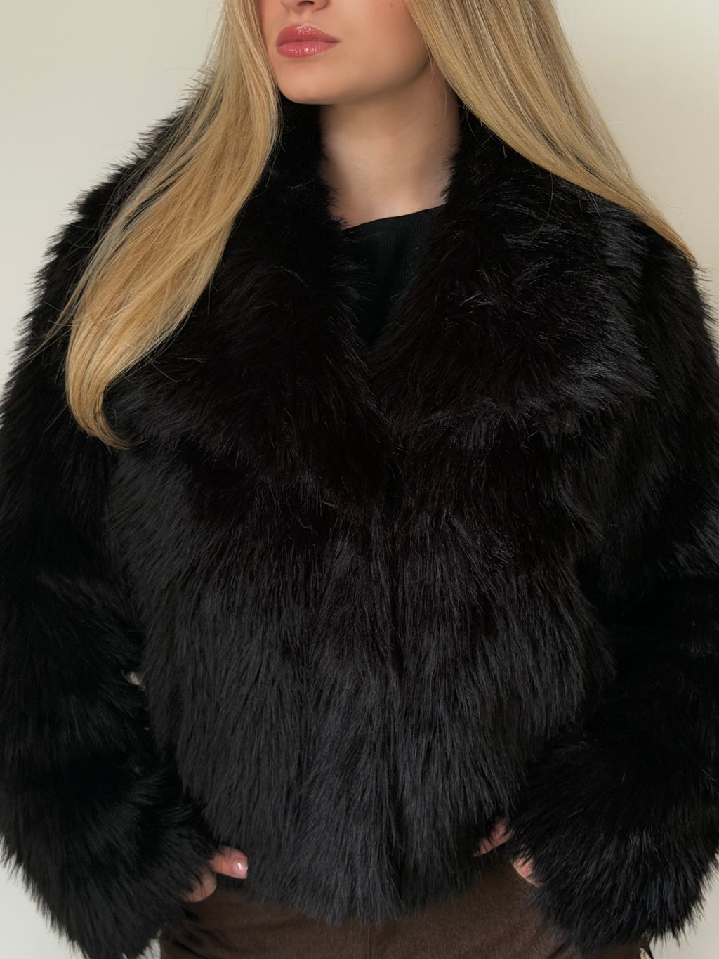 Veste effet fourrure noire