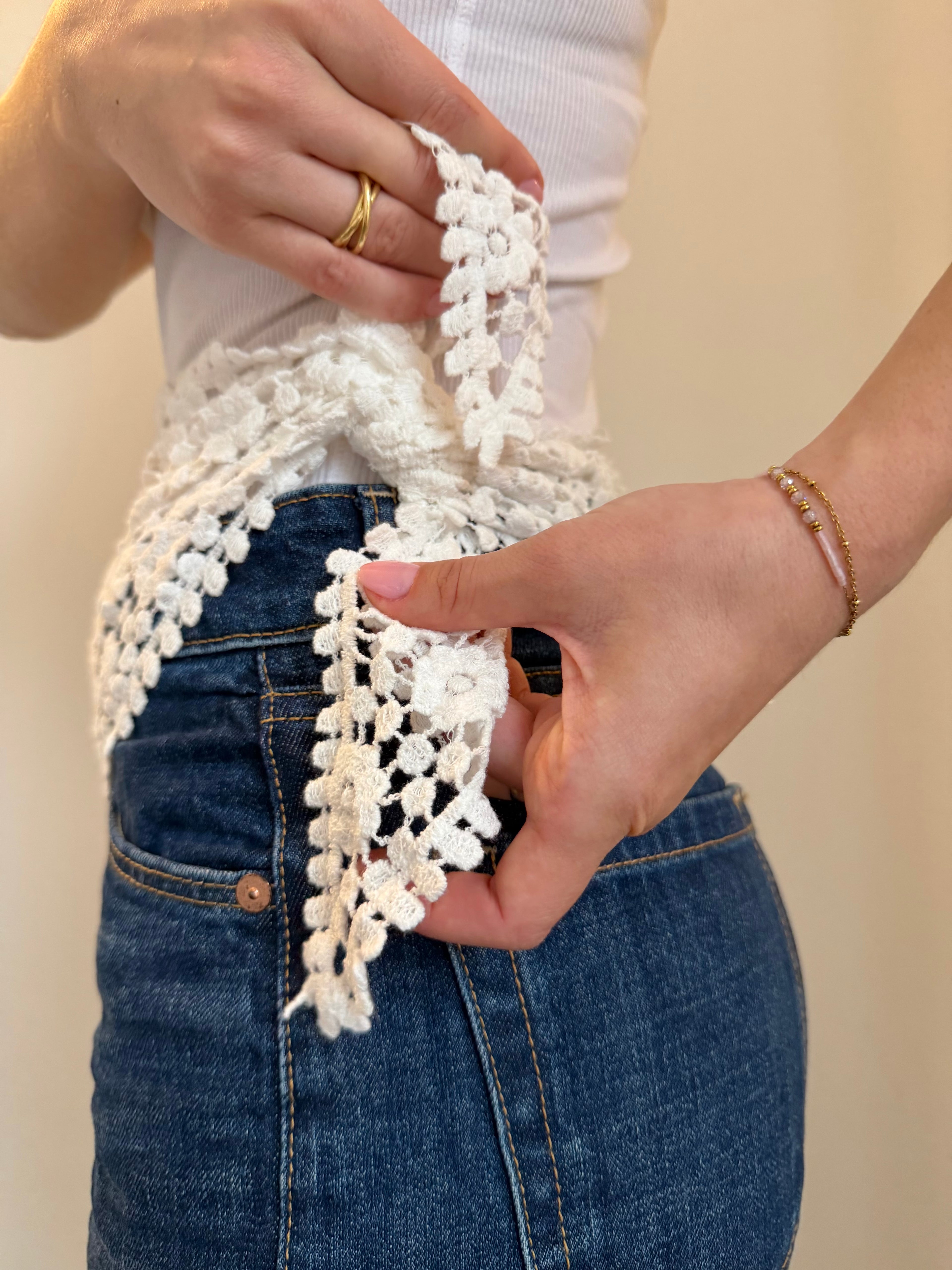 Foulard triangle crochet