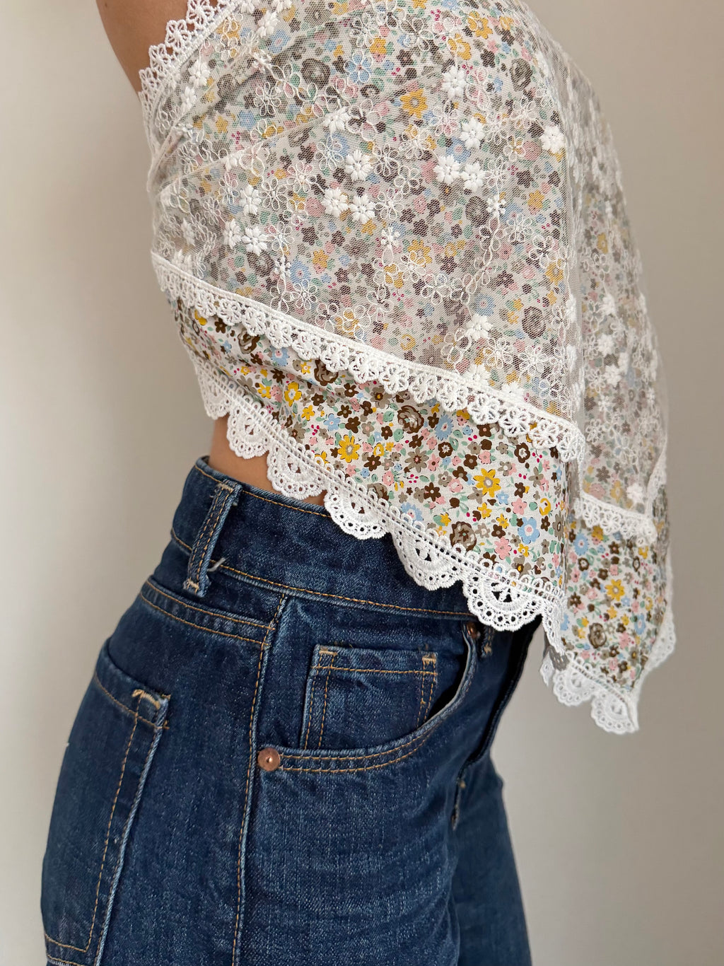 Foulard triangle crochet