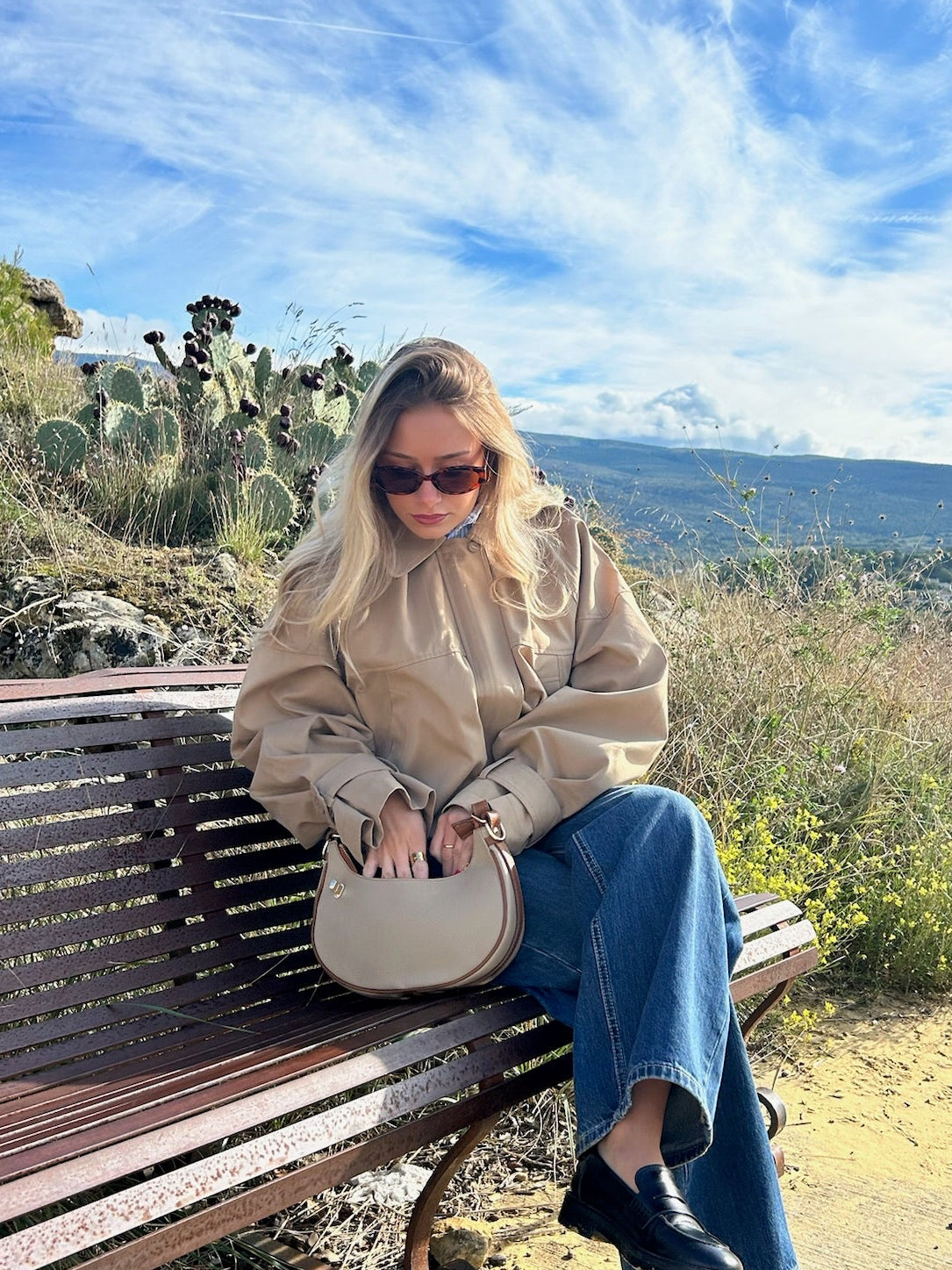 Sac à main demi-lune