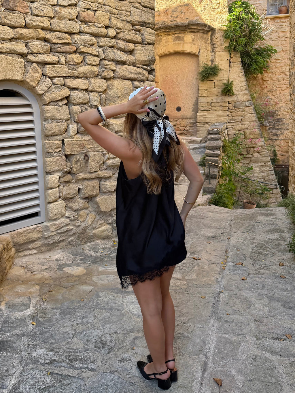 Top ELEGANCE