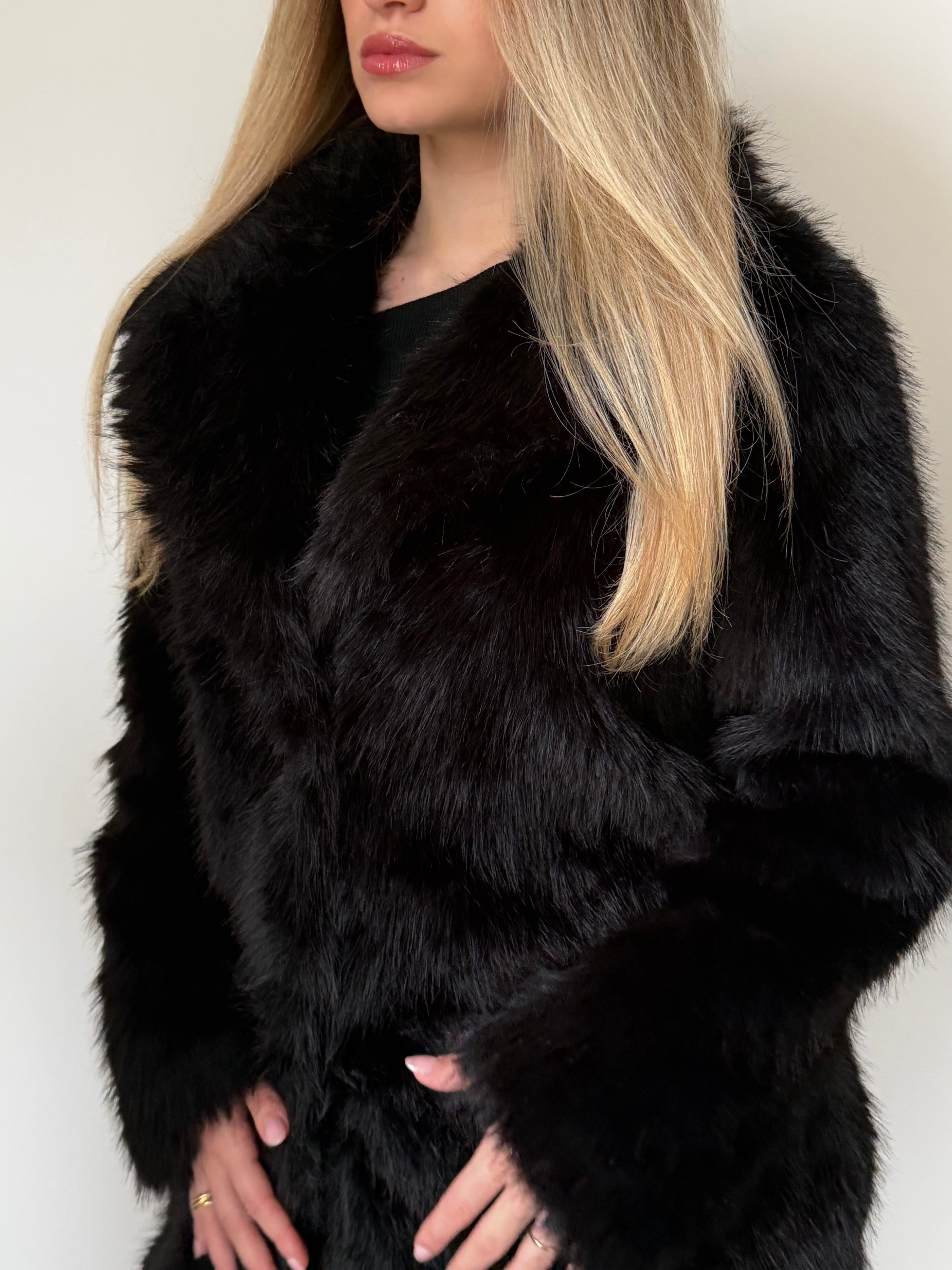 Manteau effet fourrure noir