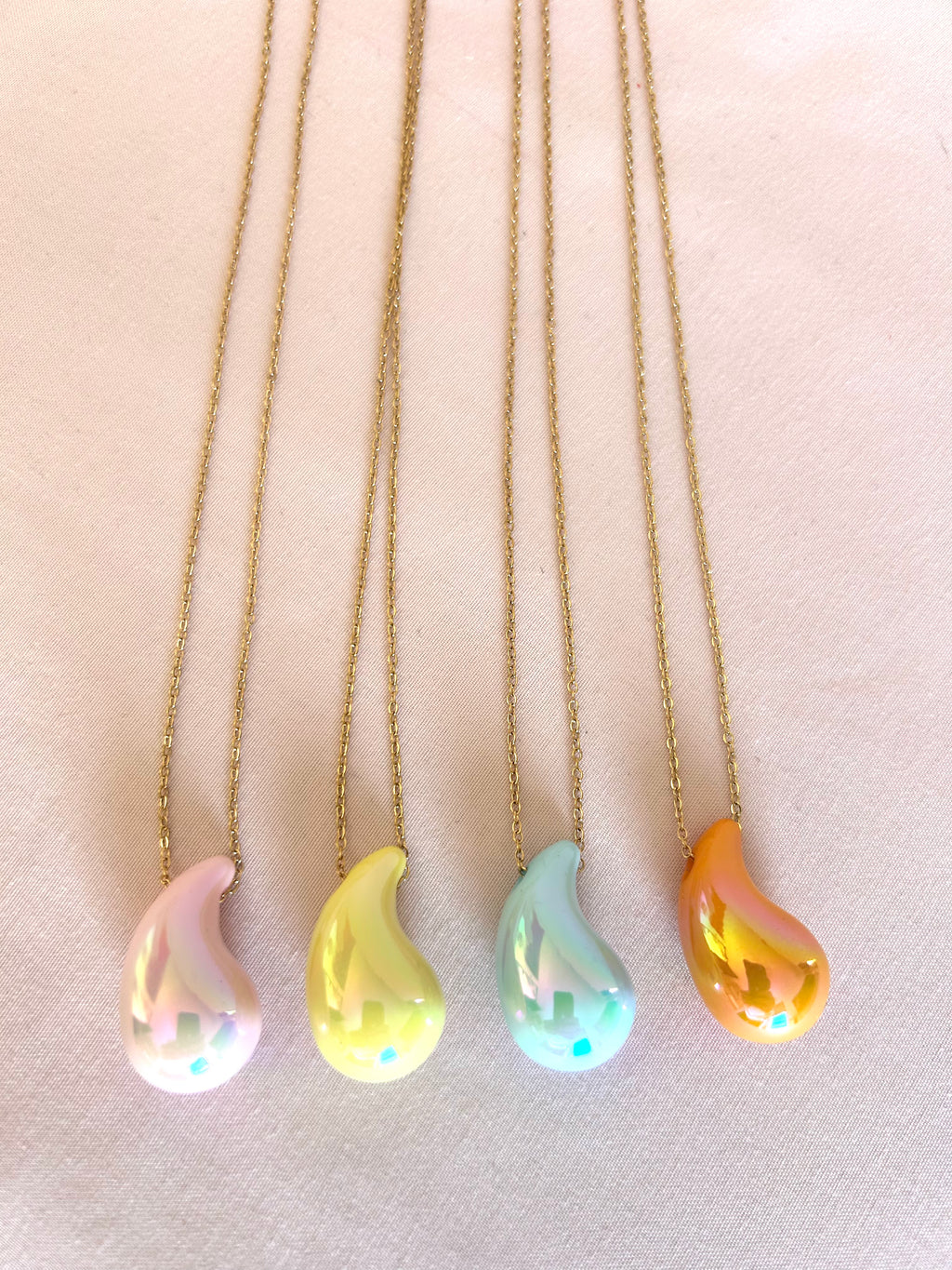 Collier goutte