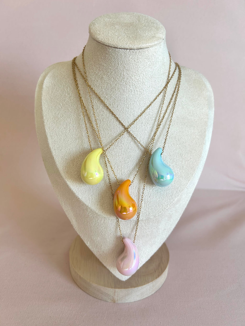 Collier goutte