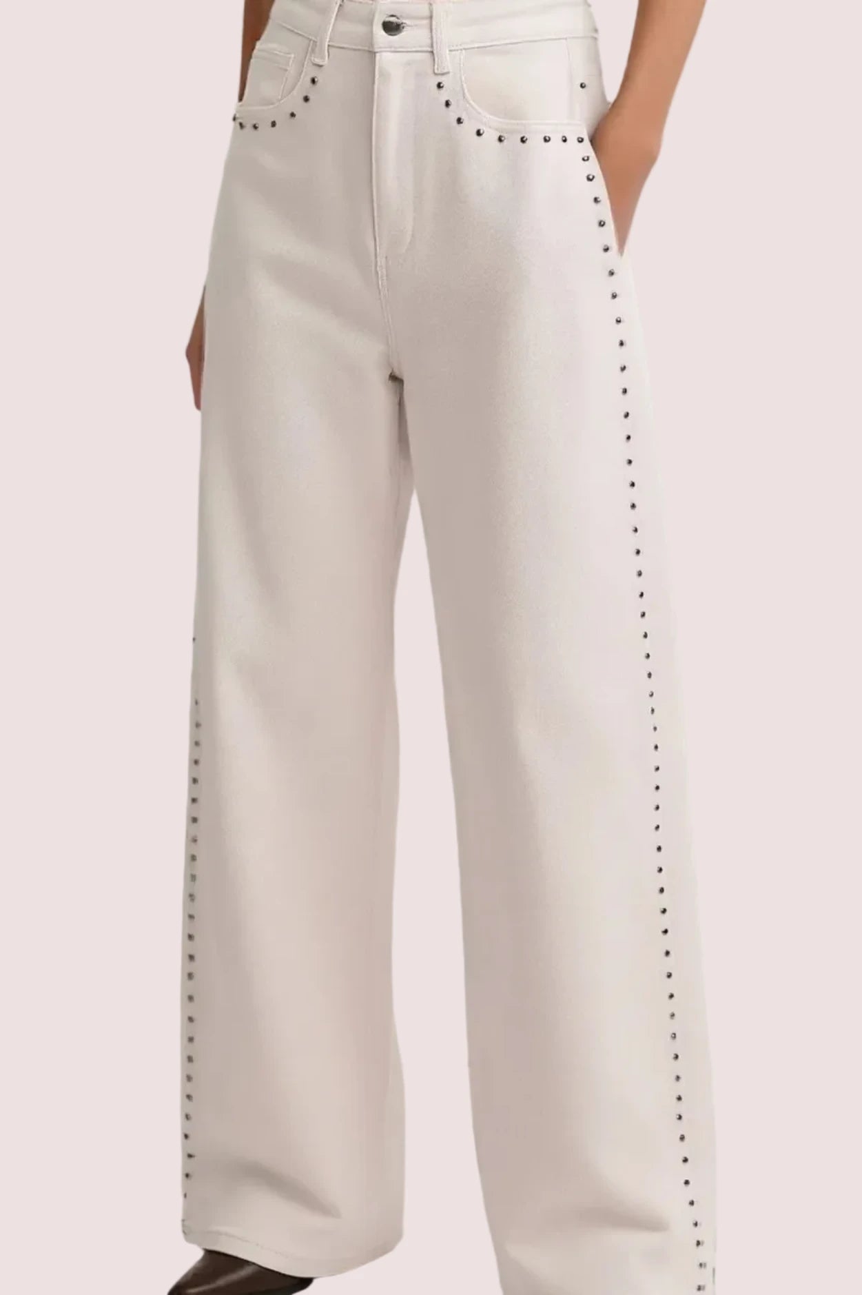 Jean clouté beige