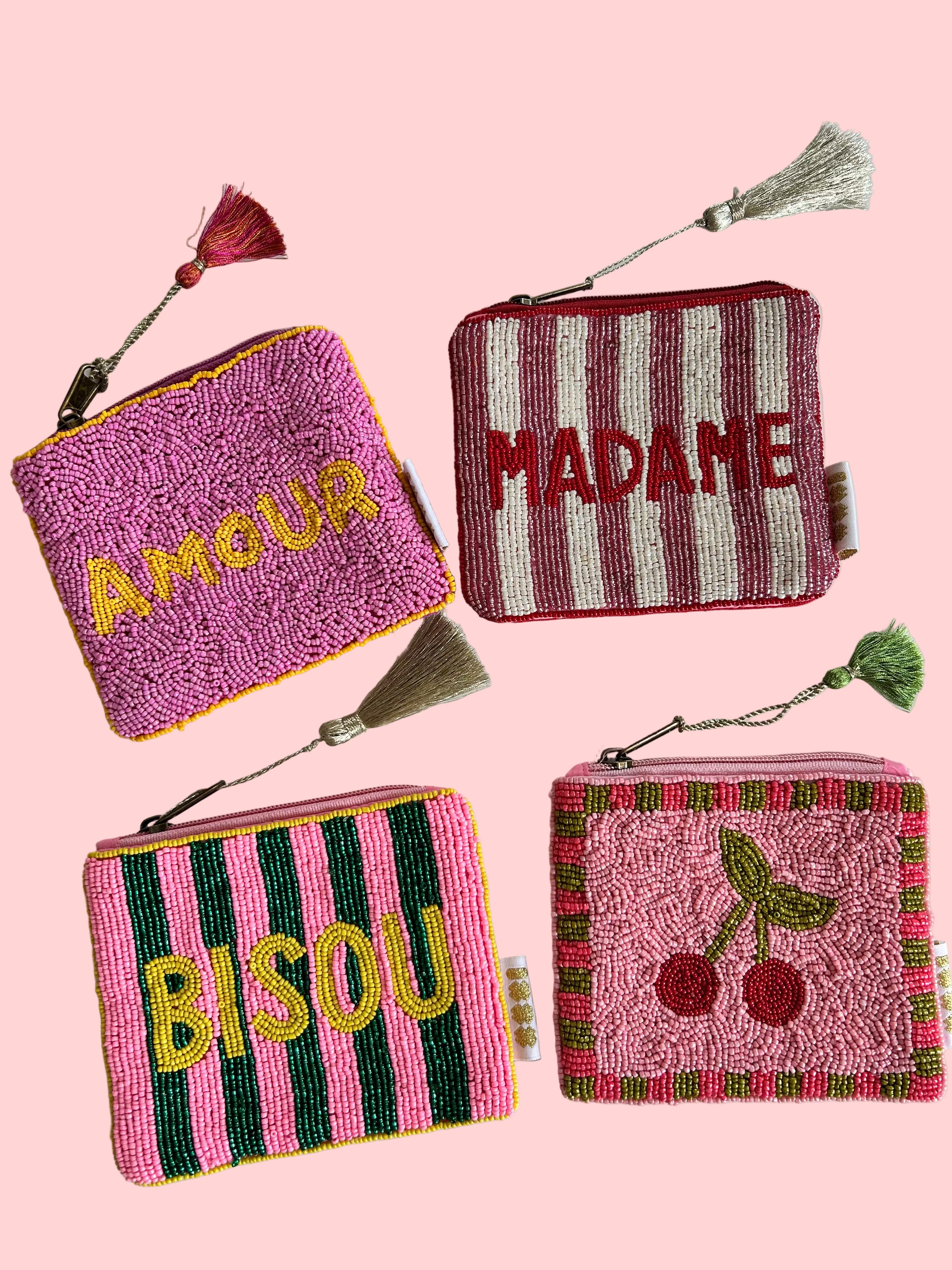 pochette tissée en perles