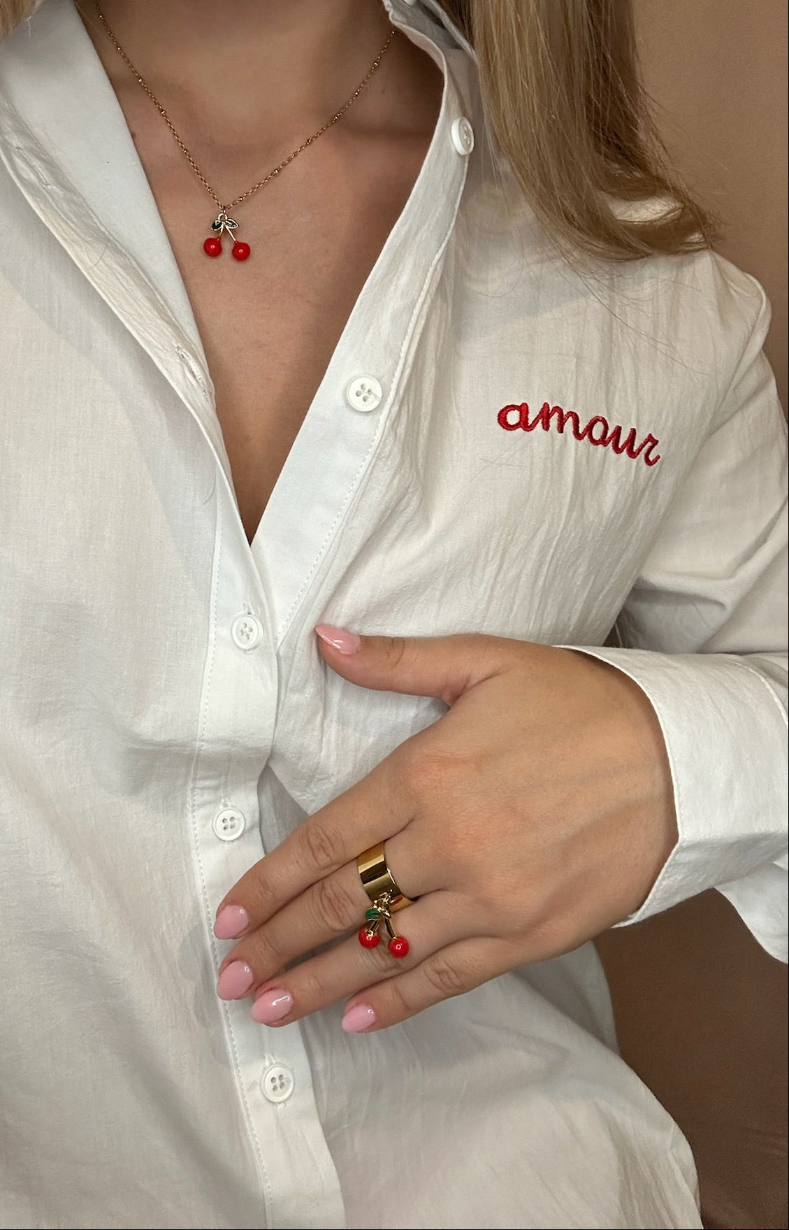 Collier cerise