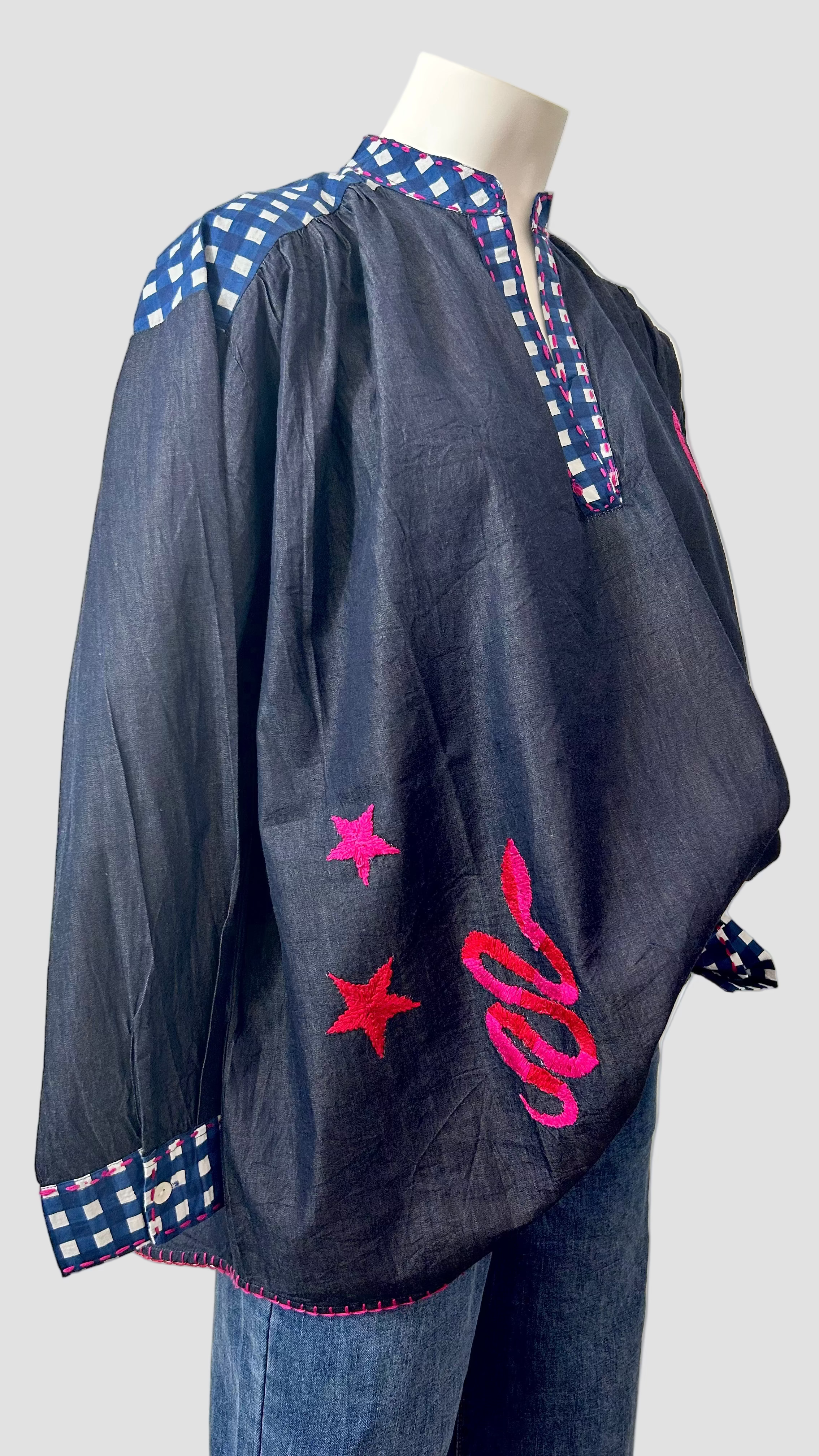 Blouse en jean à motifs