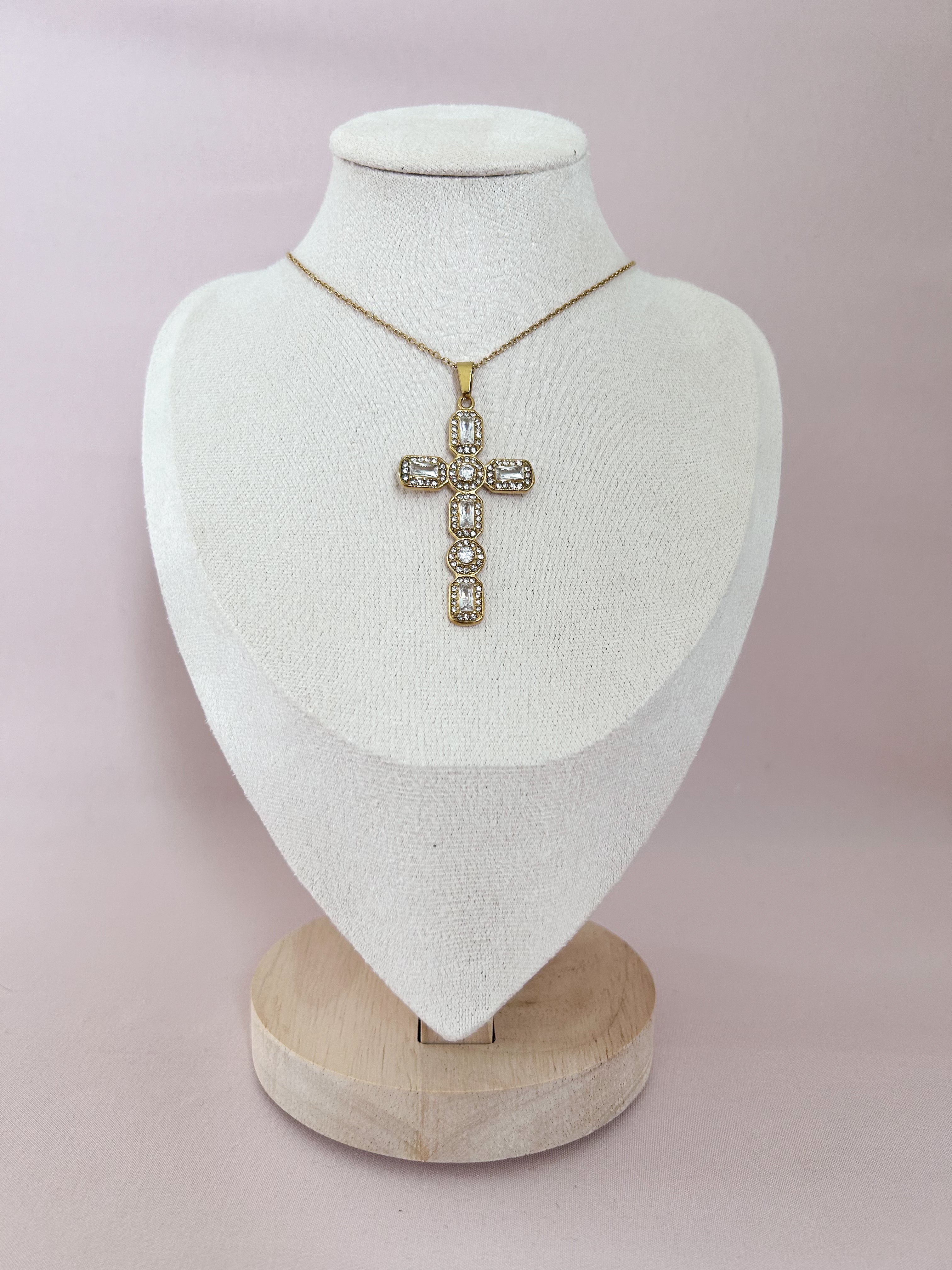 Collier croix
