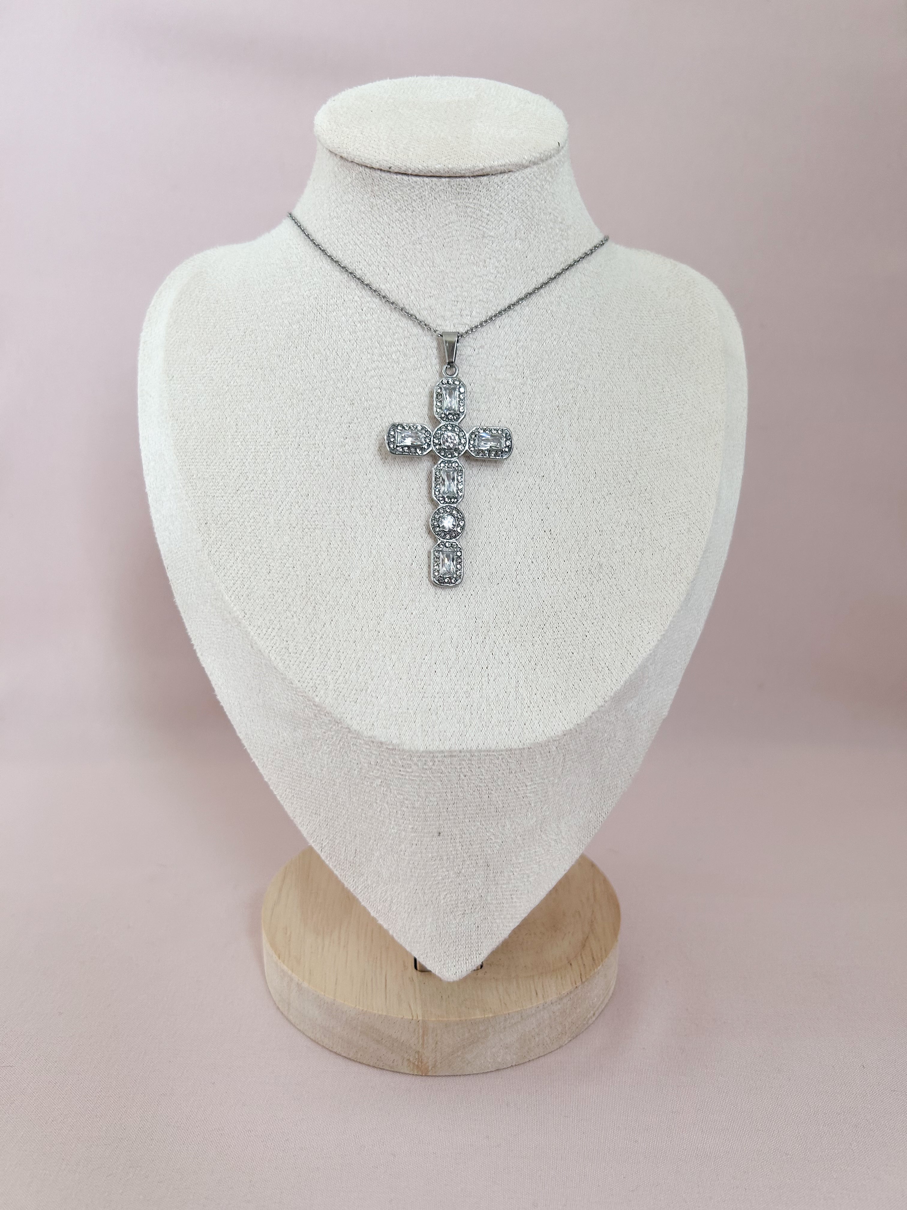 Collier croix
