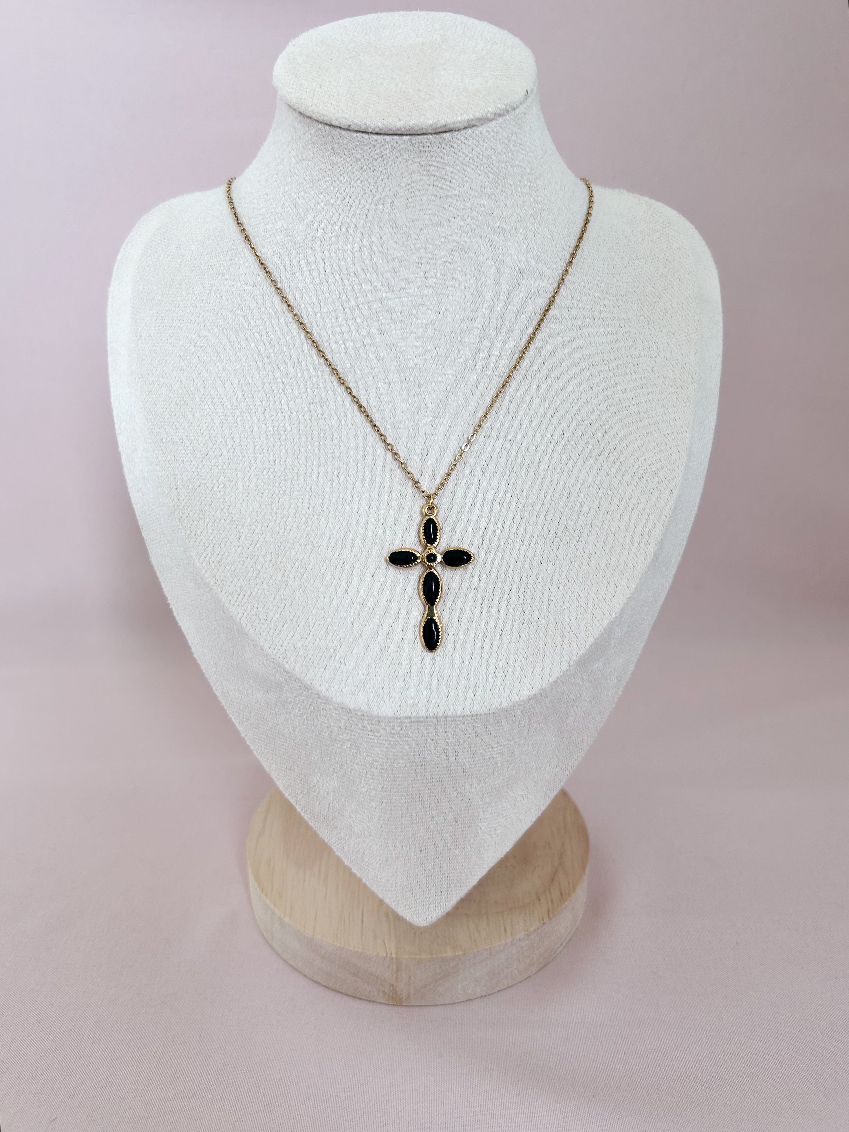 Collier croix