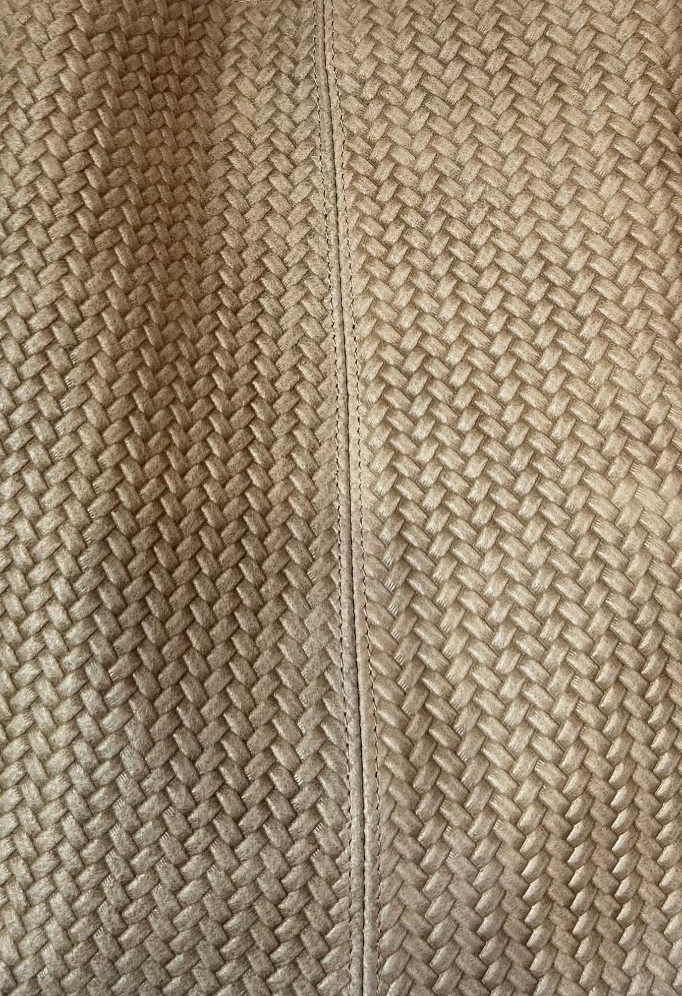 Sac à main tressé sable