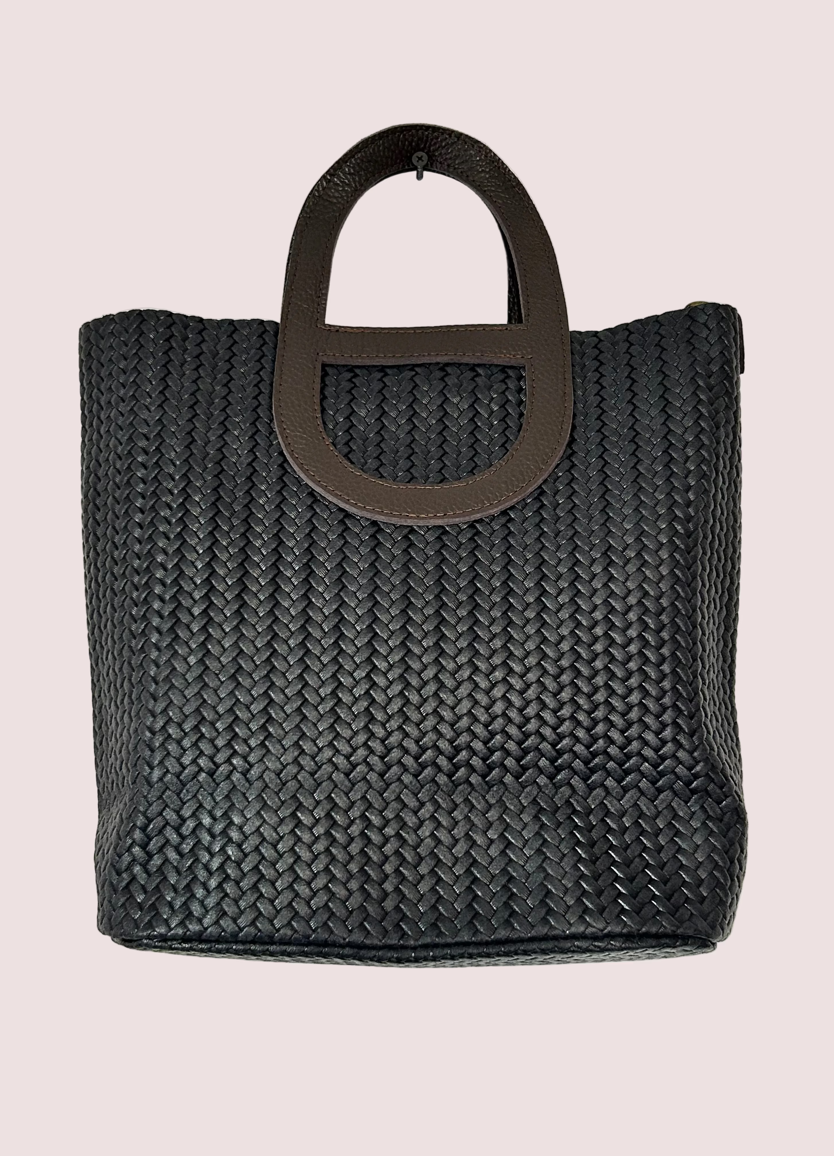 Sac à main tressé noir